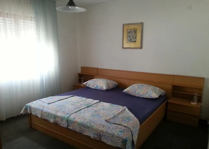 Jevic ゲストハウス Raslina