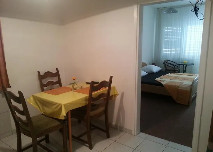 ゲストハウス Jevic