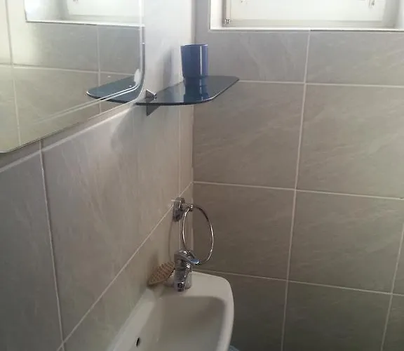 Jevic ゲストハウス Raslina